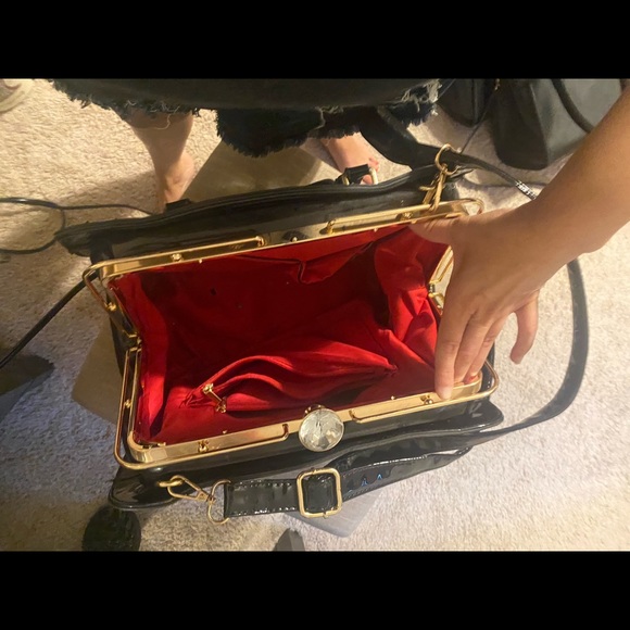 Costume Patent leather purse - Picture 2 of 4